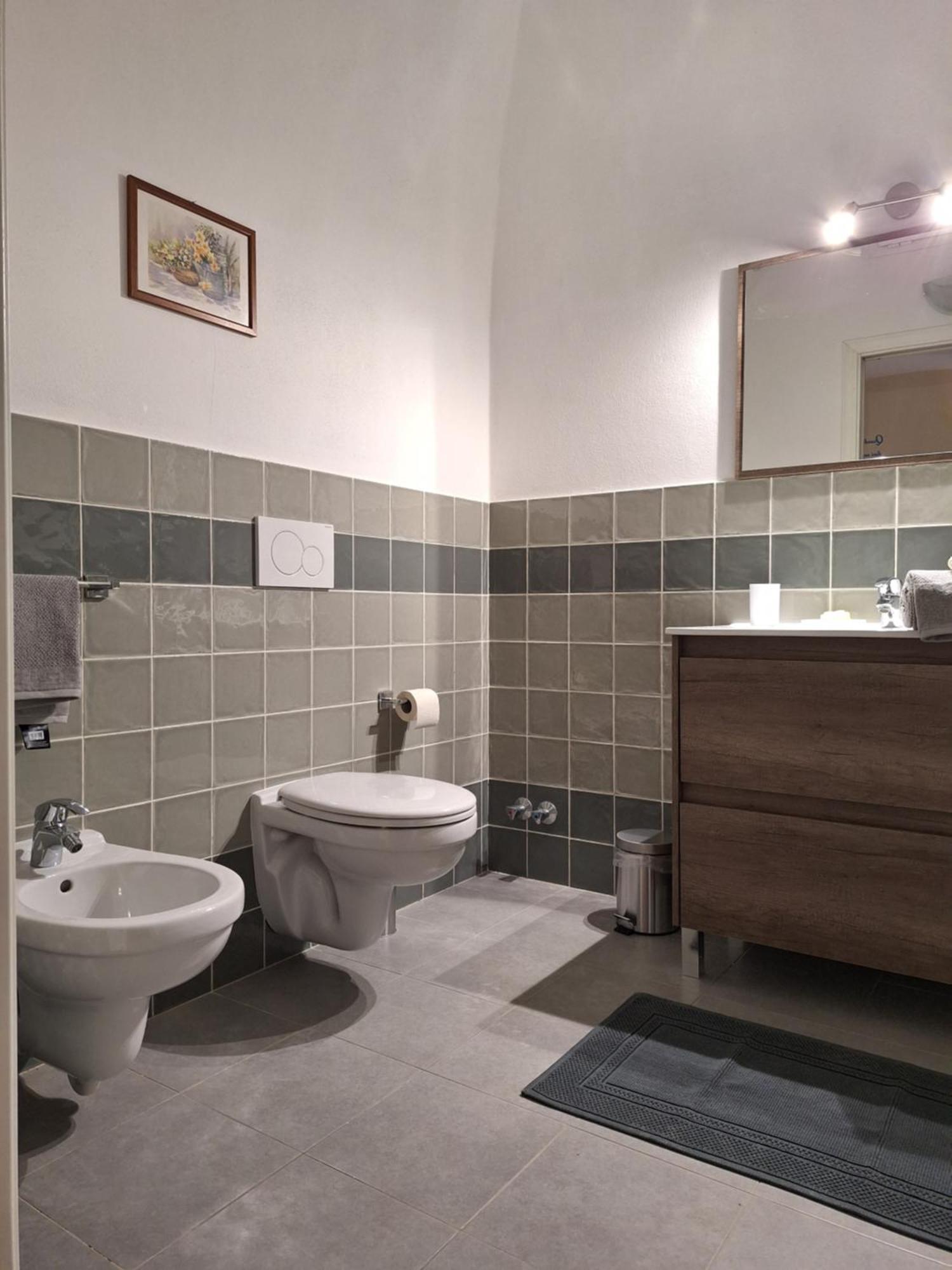 Casa Iris Appartement Cisano sul Neva Buitenkant foto